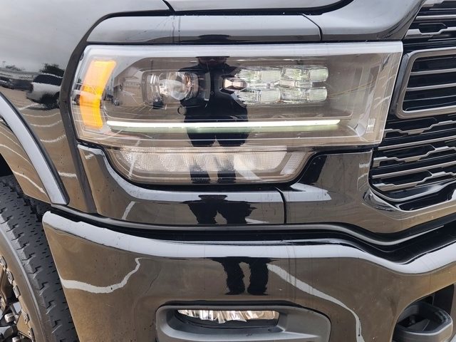 Used 2024 RAM 2500 Limited image 9