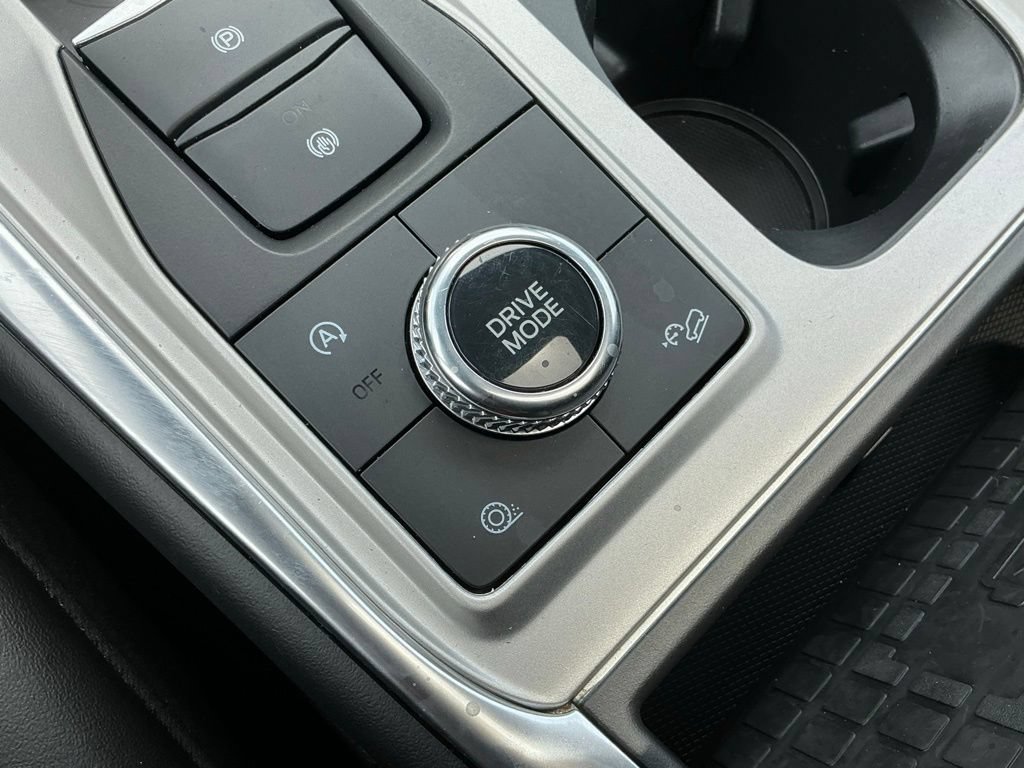 Certified 2023 Ford Explorer Platinum w/ Technology Package AWD/4WD image 45