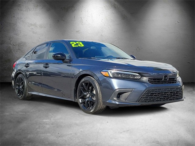 Used 2023 Honda Civic Sport image 2