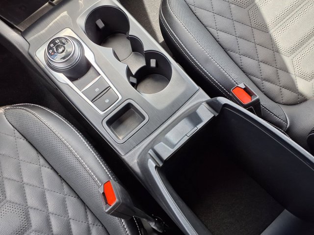 Certified 2023 Ford Escape Platinum w/ Premium Technology Package AWD/4WD image 15