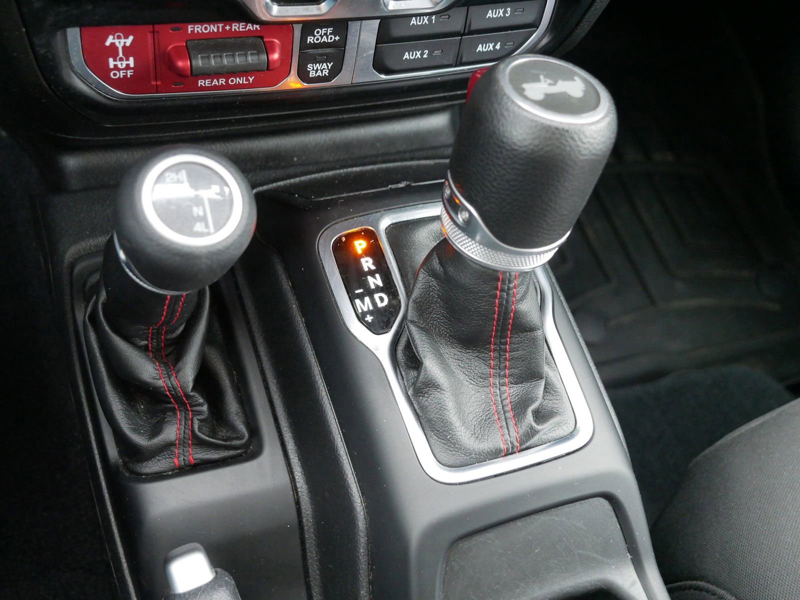 Used 2022 Jeep Wrangler Unlimited Rubicon w/ Cold Weather Group AWD/4WD image 30