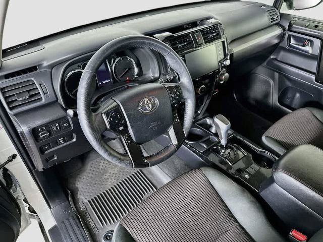Used 2021 Toyota 4Runner TRD Off-Road AWD/4WD image 2