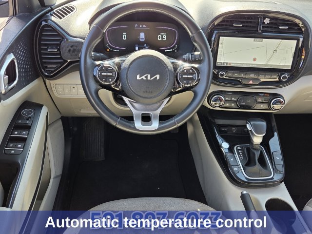 Used 2023 Kia Soul EX FWD image 13