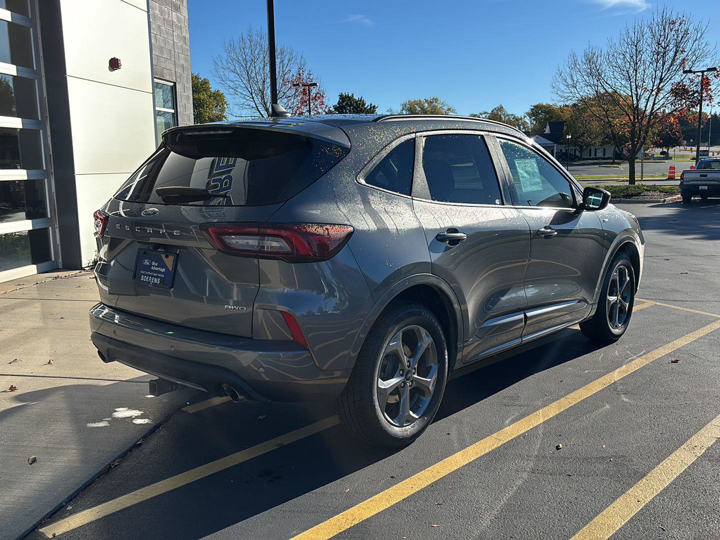 Certified 2023 Ford Escape ST-Line w/ Tech Pack #1 AWD/4WD image 6