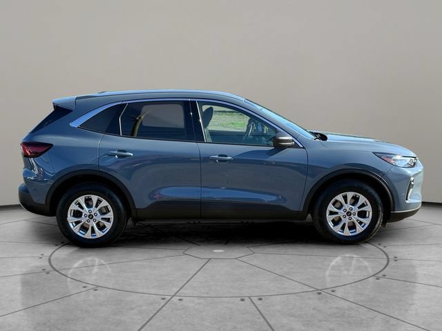Certified 2023 Ford Escape Active AWD/4WD image 13