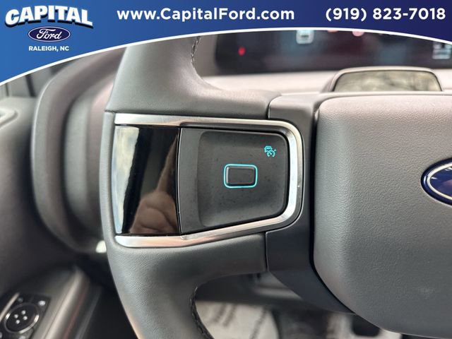 Certified 2025 Ford Expedition Active image 22