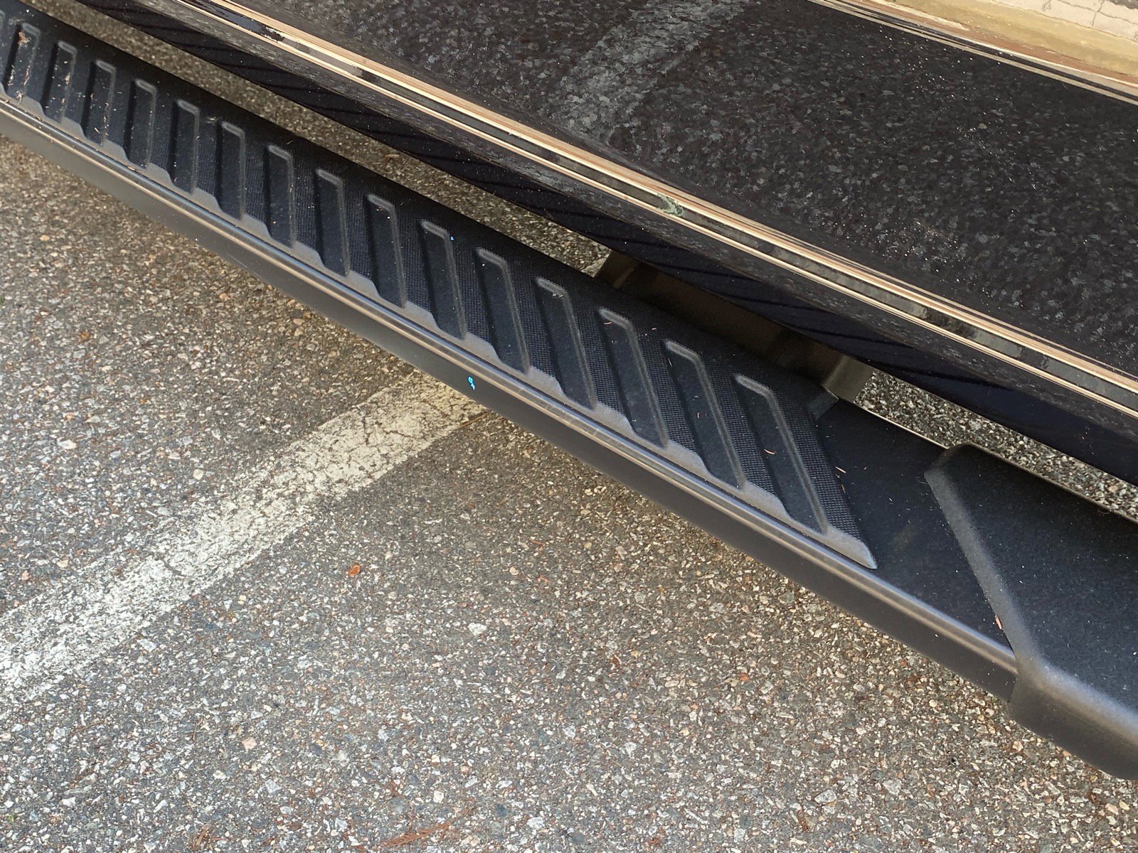 Certified 2023 Ford F150 XLT w/ Equipment Group 302A High image 23