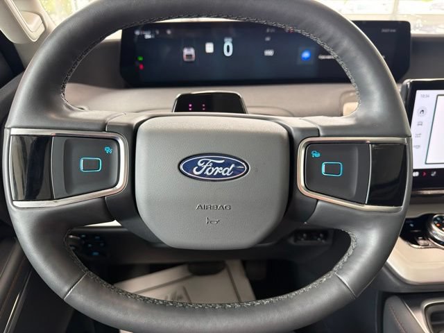 Certified 2025 Ford Expedition Active AWD/4WD image 46