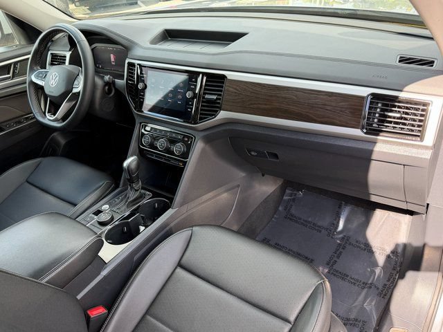 Used 2023 Volkswagen Atlas SE AWD/4WD image 31