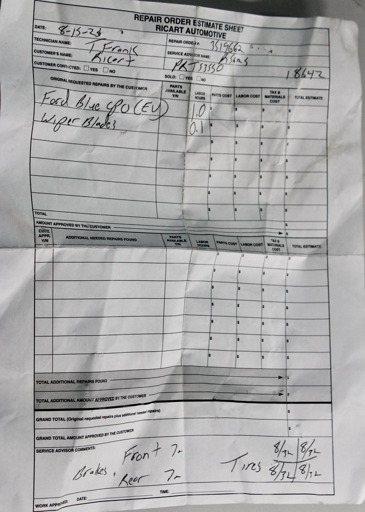 Used 2024 Cadillac Lyriq Luxury image 11