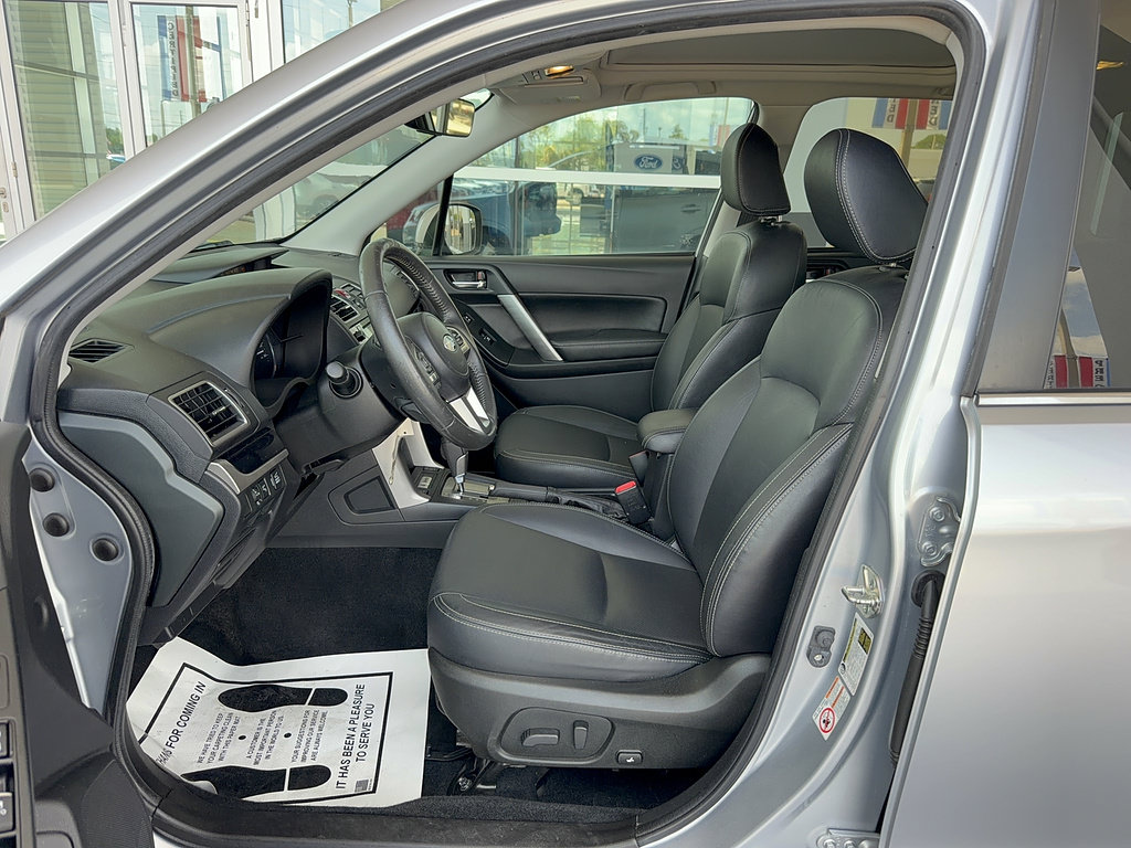 Used 2017 Subaru Forester 2.5i Limited w/ Popular Package #2 AWD/4WD image 12