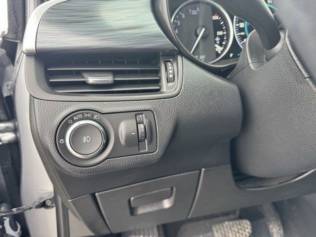 Used 2019 Buick Envision Premium image 14