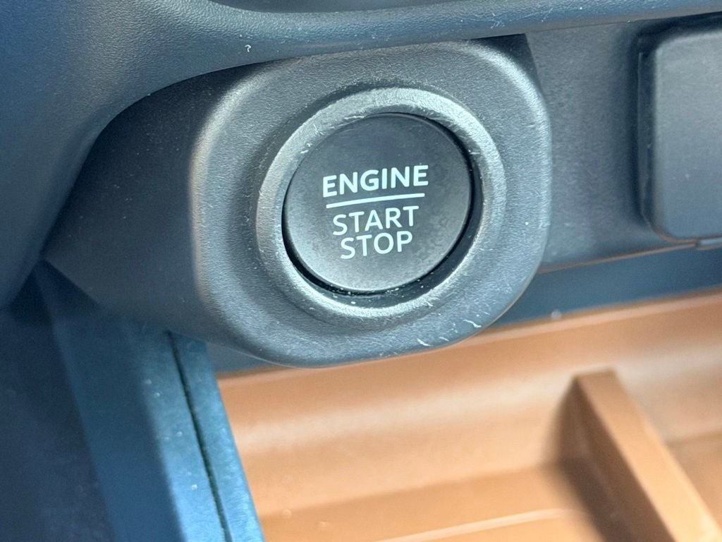 Certified 2022 Ford Maverick Lariat w/ Lariat Luxury Package AWD/4WD image 34
