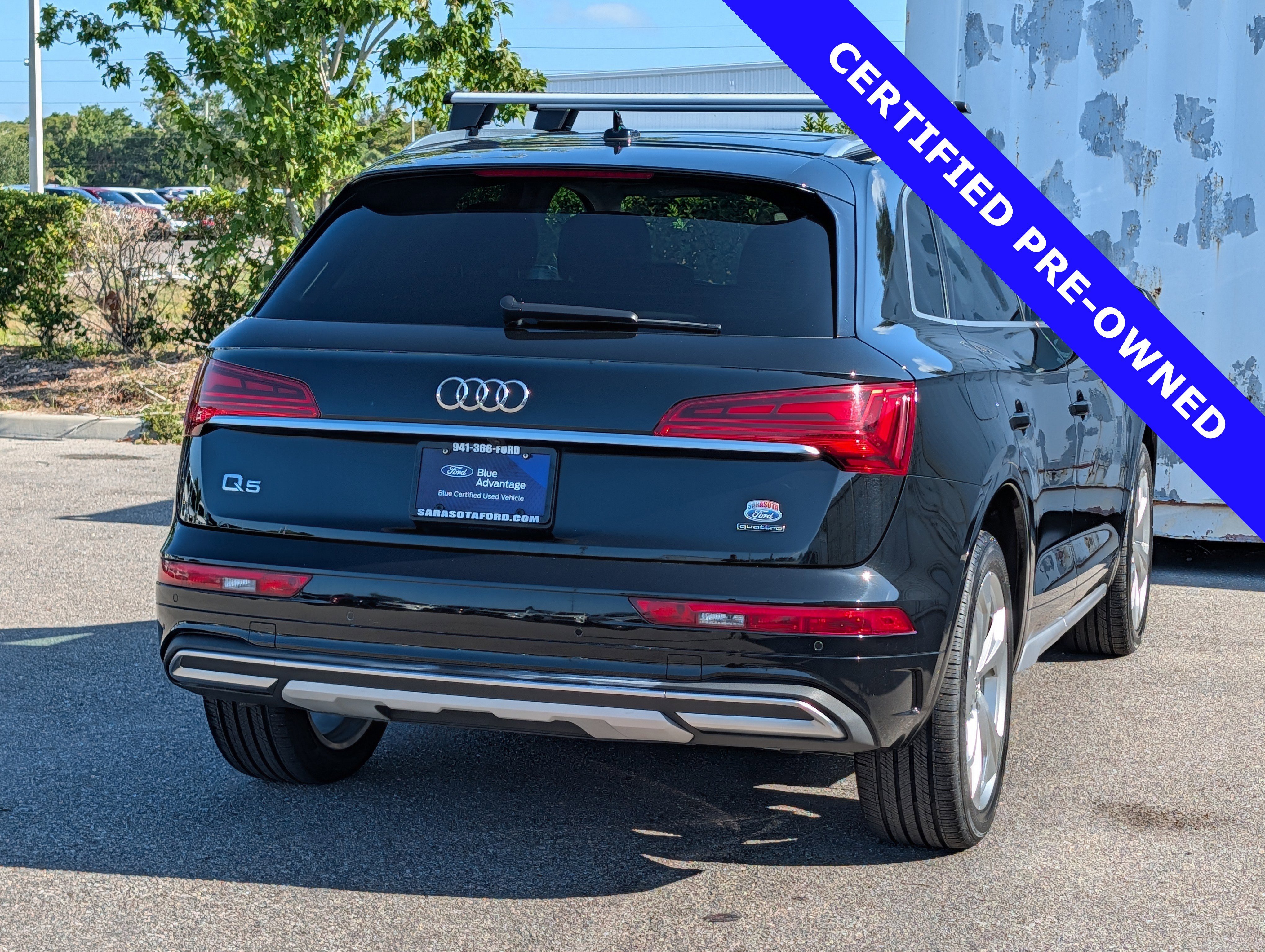 Used 2021 Audi Q5 2.0T Premium Plus w/ Premium Plus Package AWD/4WD image 4