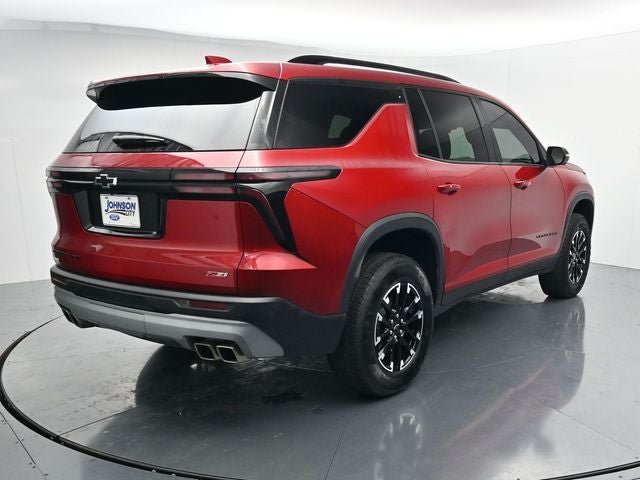 Used 2024 Chevrolet Traverse Z71 AWD/4WD image 9