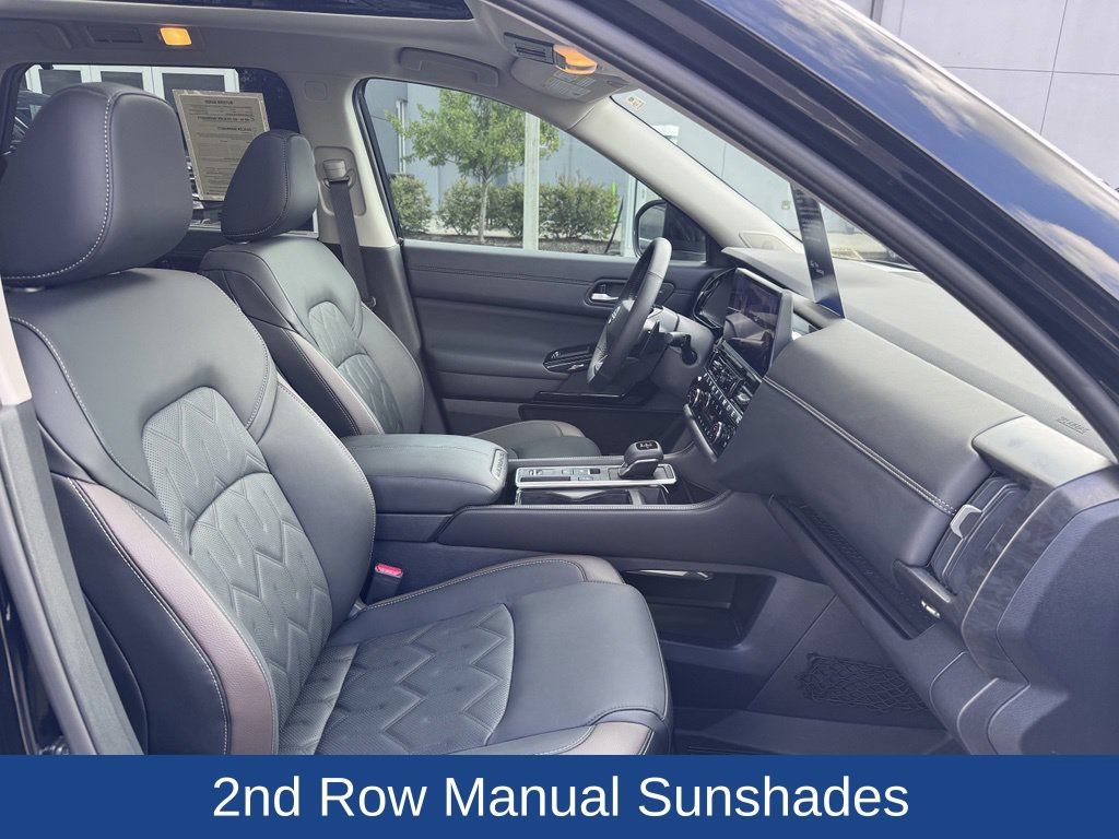 Used 2026 Nissan Pathfinder Platinum w/ Cargo Package FWD image 25