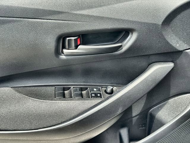 Used 2025 Toyota Corolla LE FWD image 13