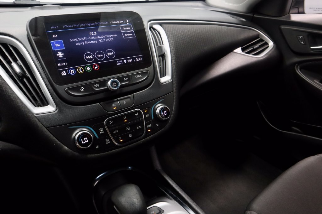 Used 2024 Chevrolet Malibu LT FWD image 30