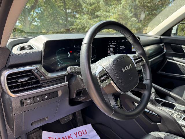 Used 2024 Kia Telluride S FWD image 12