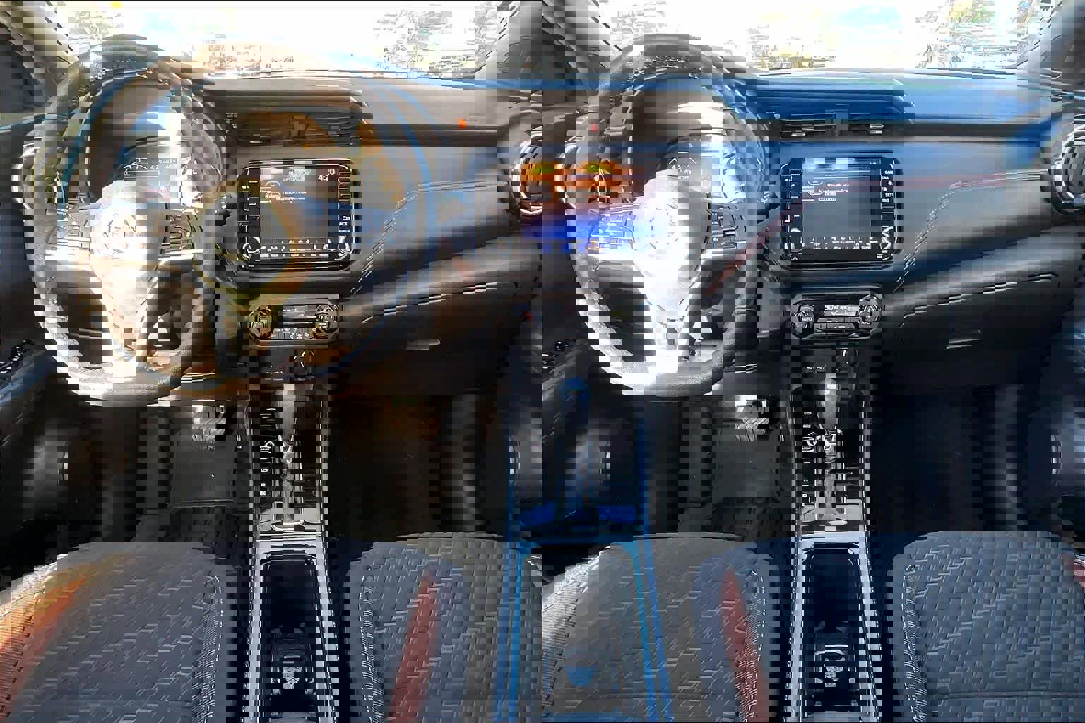 Used 2021 Nissan Kicks SR image 15