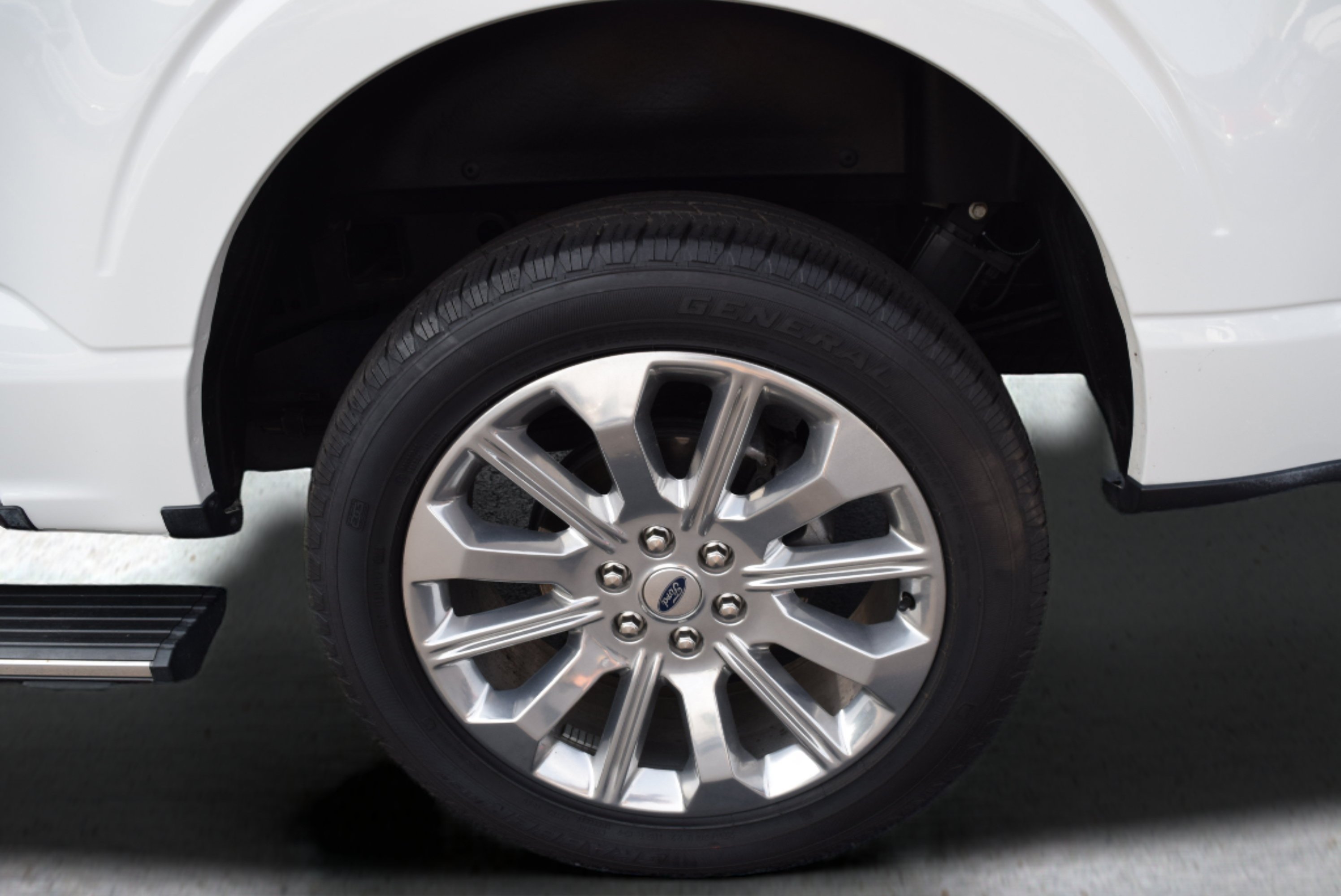 Certified 2023 Ford F150 Limited AWD/4WD image 7