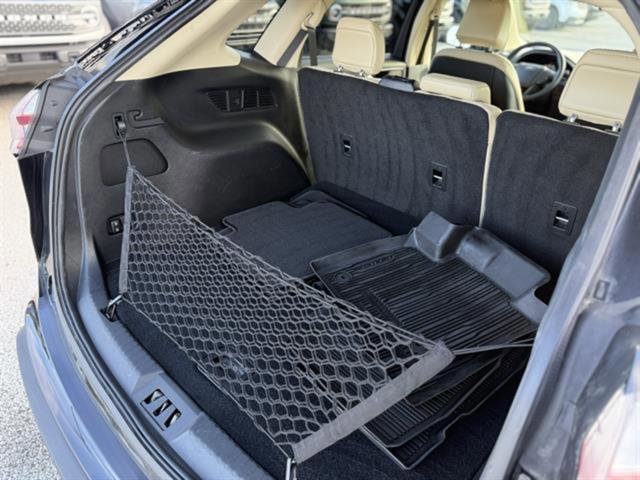 Certified 2022 Ford Edge SEL w/ Convenience Package image 10