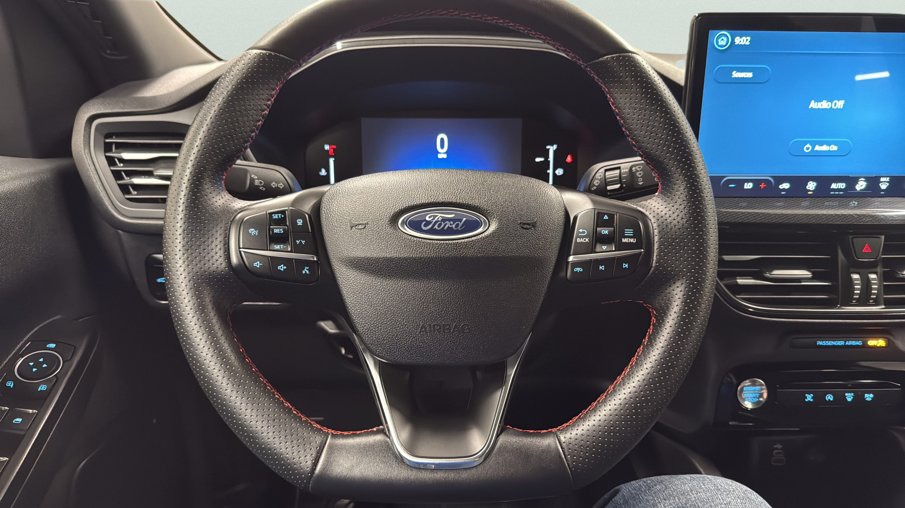 Certified 2025 Ford Escape ST-Line w/ Tech Pack #1 AWD/4WD image 21