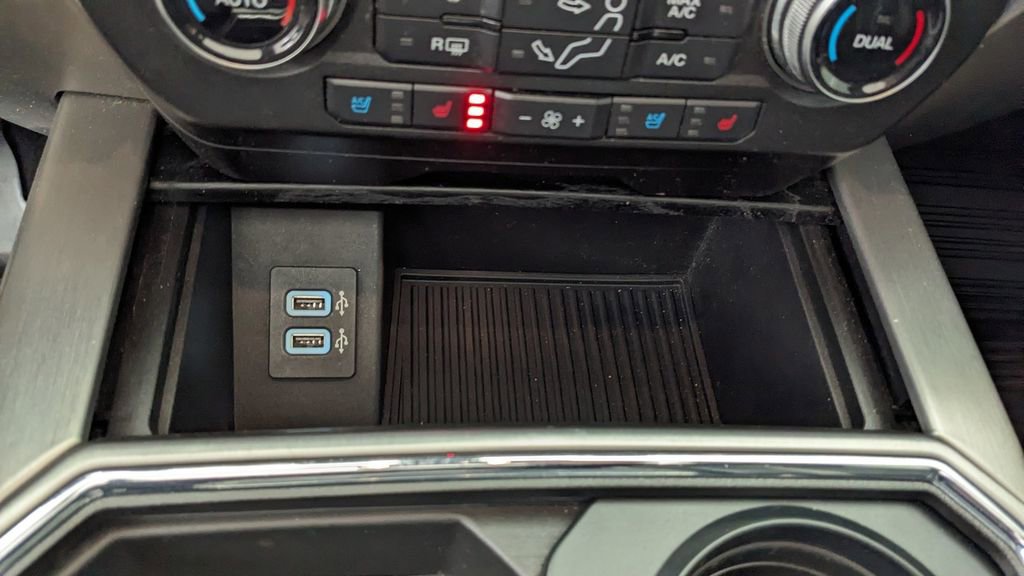 Certified 2019 Ford F450 Platinum w/ Platinum Ultimate Package image 33