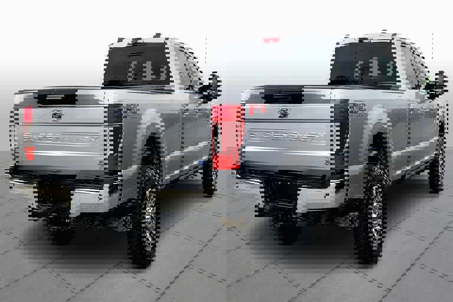 Certified 2022 Ford F350 Lariat w/ Lariat Ultimate Package image 4