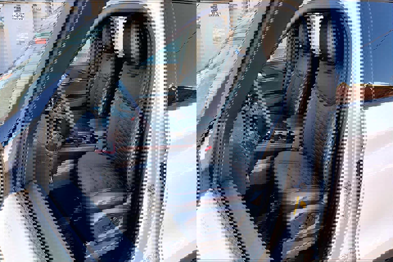 Certified 2025 Ford Explorer ST-Line w/ Premium Package image 15