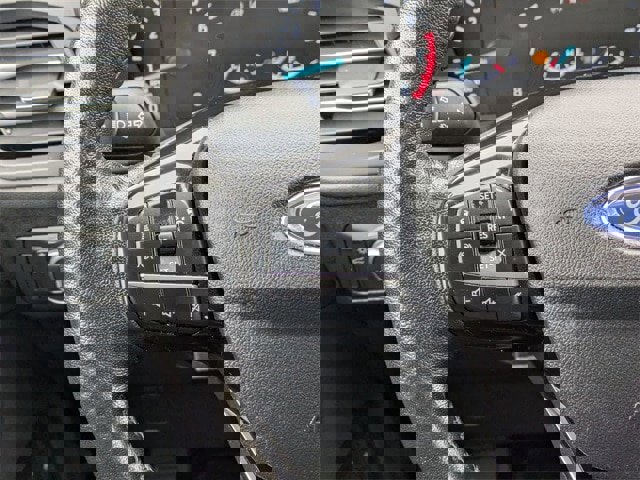 Certified 2021 Ford Escape SEL image 17