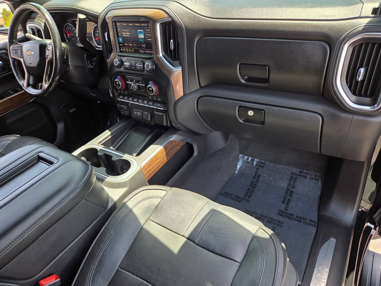 Used 2021 Chevrolet Silverado 1500 High Country w/ Technology Package AWD/4WD image 17
