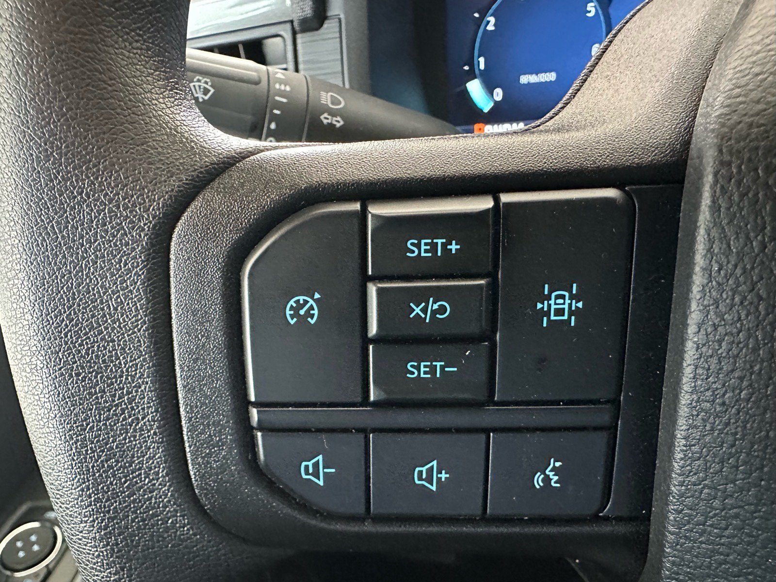 Certified 2025 Ford F150 STX AWD/4WD image 36