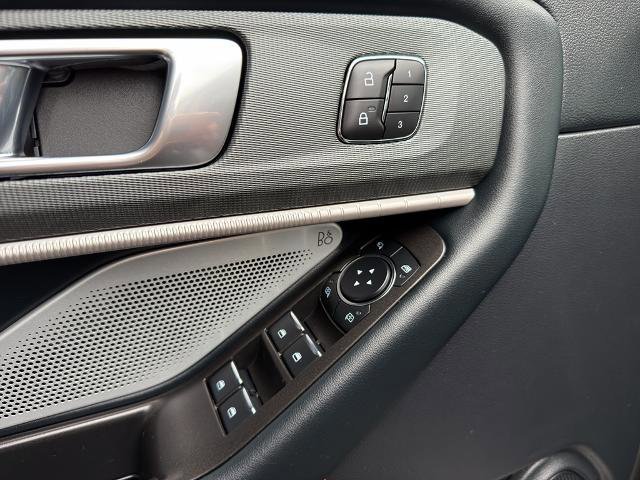 Certified 2025 Ford Explorer ST image 18