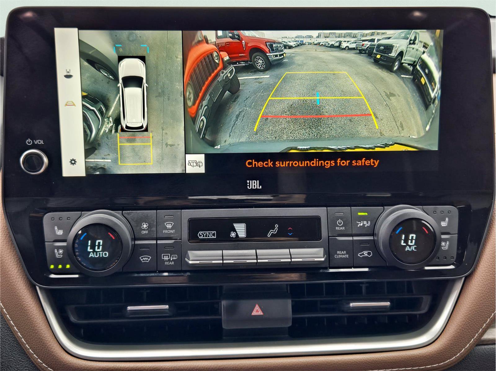 Used 2024 Toyota Grand Highlander AWD image 17