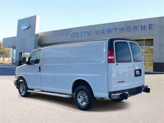 Used 2024 Chevrolet Express 2500 w/ Driver Convenience Package image 2