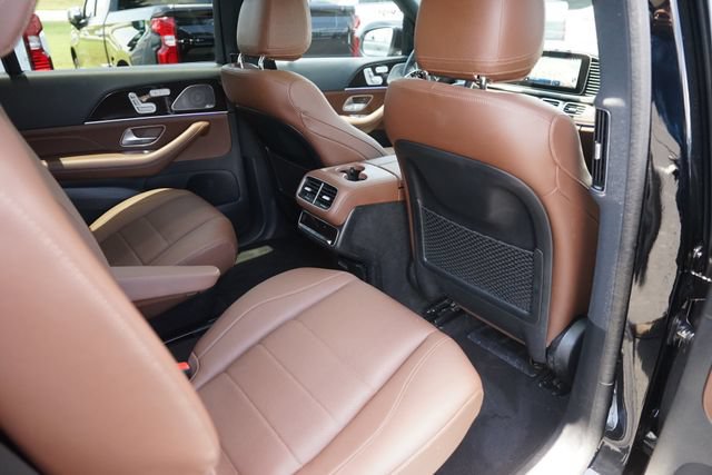 Used 2025 Mercedes-Benz GLS 450 4MATIC image 17