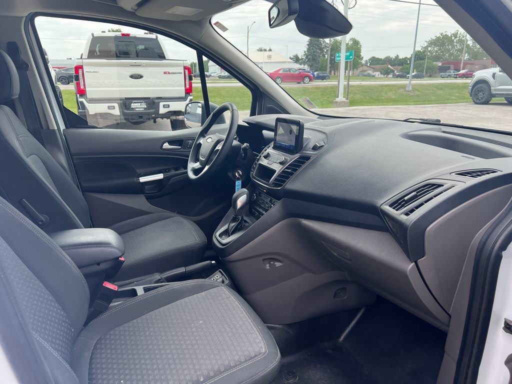 Certified 2020 Ford Transit Connect XLT FWD image 17