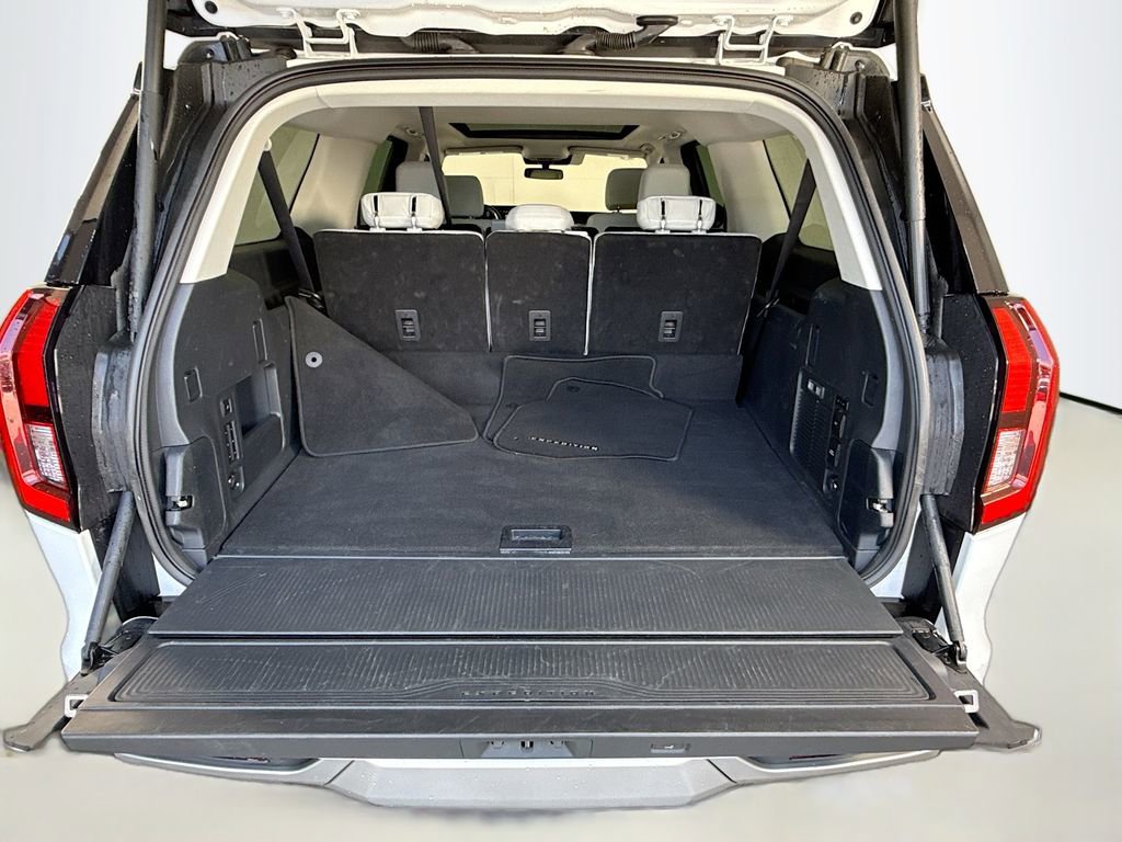 Certified 2025 Ford Expedition Max Platinum AWD/4WD image 28