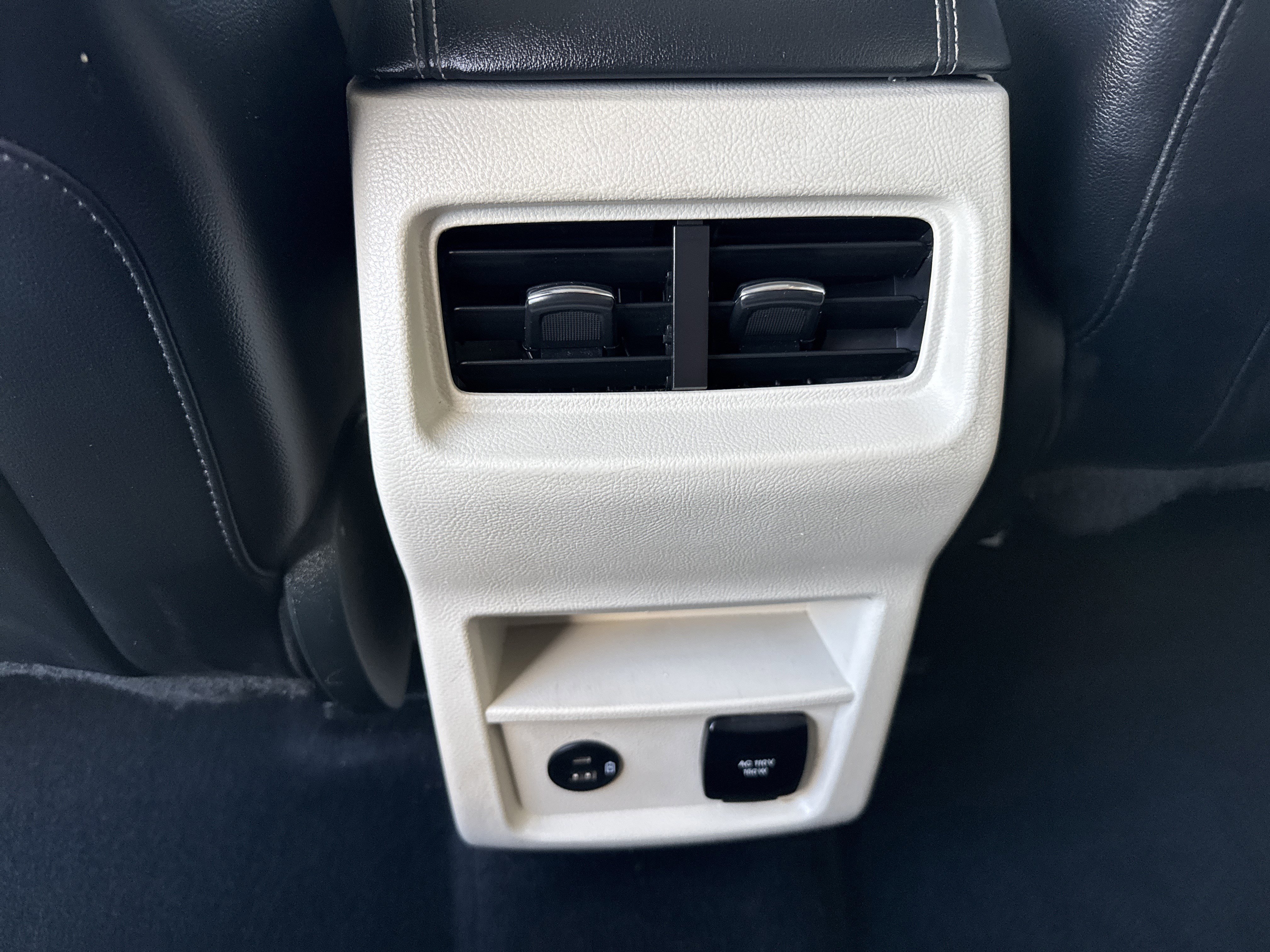 Certified 2022 Ford Edge Titanium image 28