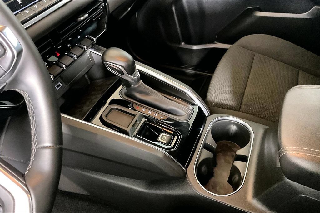 Used 2024 GMC Canyon Elevation w/ Trailering Package RWD image 13