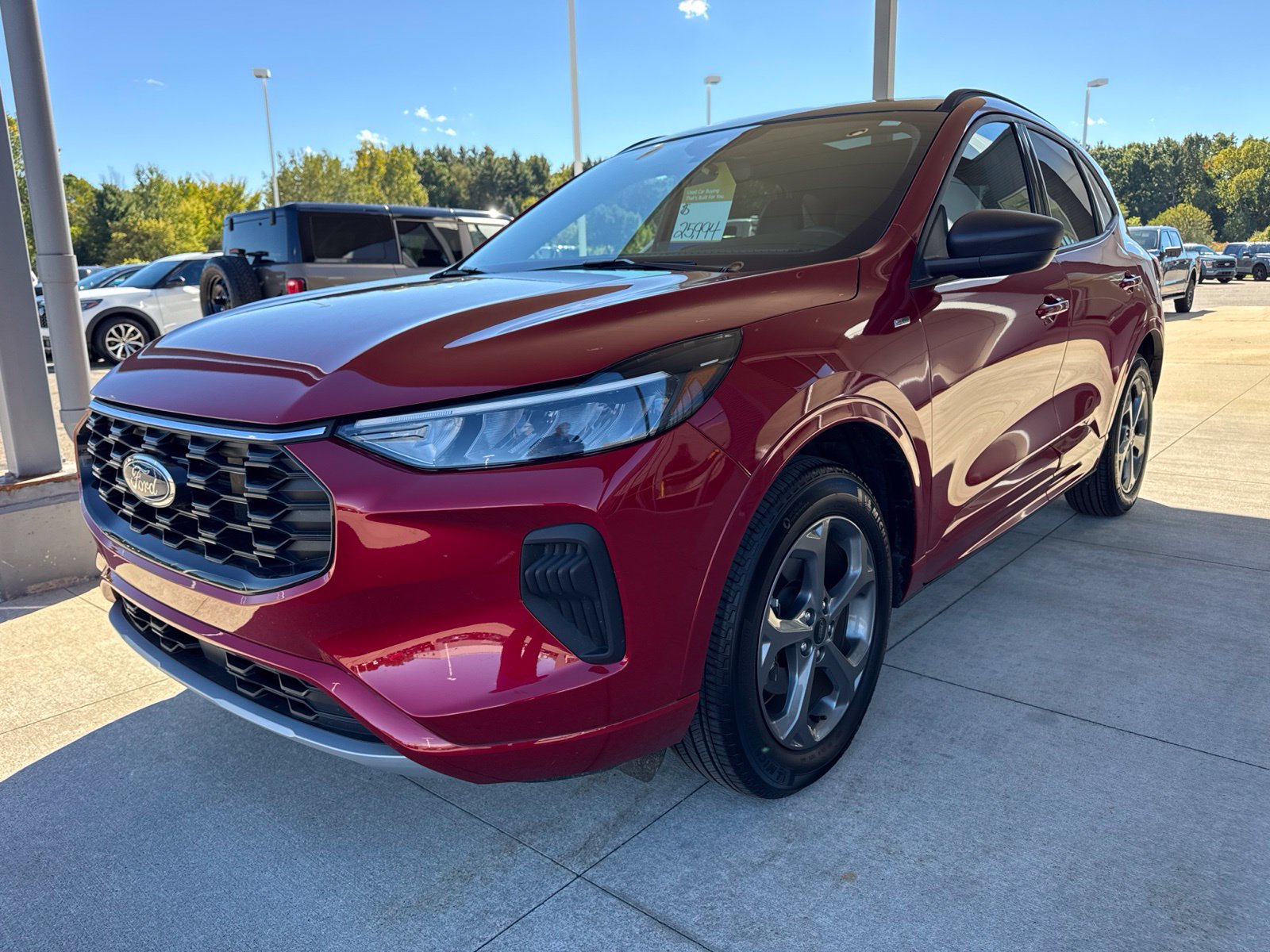 Certified 2024 Ford Escape ST-Line w/ Tech Pack #1 AWD/4WD image 3