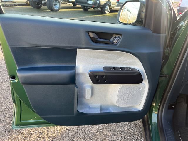 Certified 2025 Ford Maverick XLT w/ XLT Luxury Package image 10