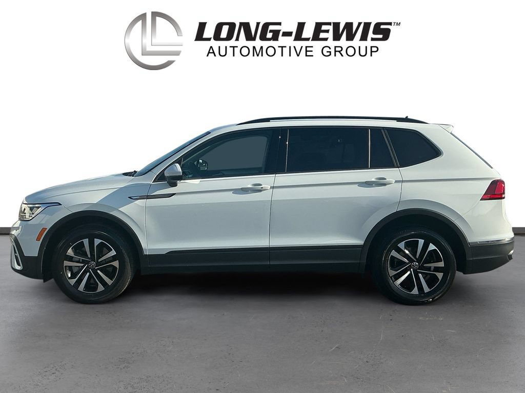 Used 2023 Volkswagen Tiguan S w/ Driver Assistance Package FWD image 2