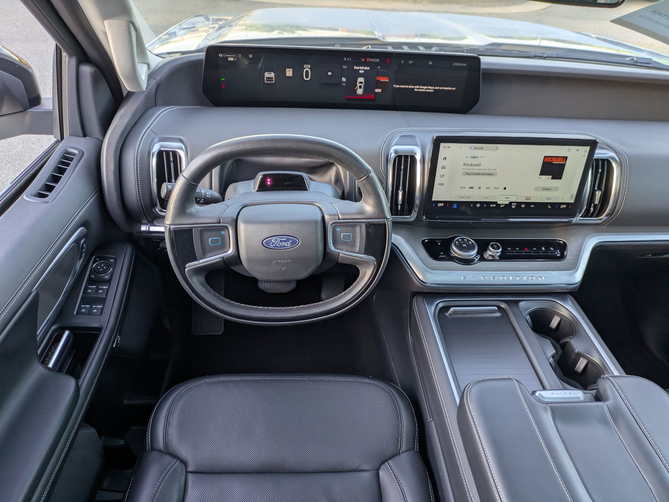 Certified 2025 Ford Expedition Platinum w/ Driver's Package AWD/4WD image 31
