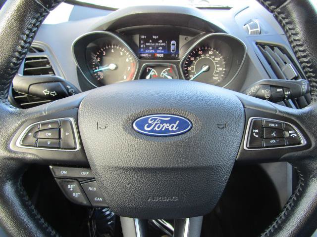 Certified 2019 Ford Escape SEL image 16