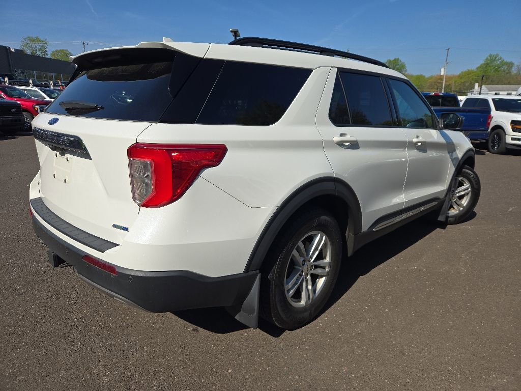 Certified 2020 Ford Explorer XLT w/ Equipment Group 202A AWD/4WD image 6
