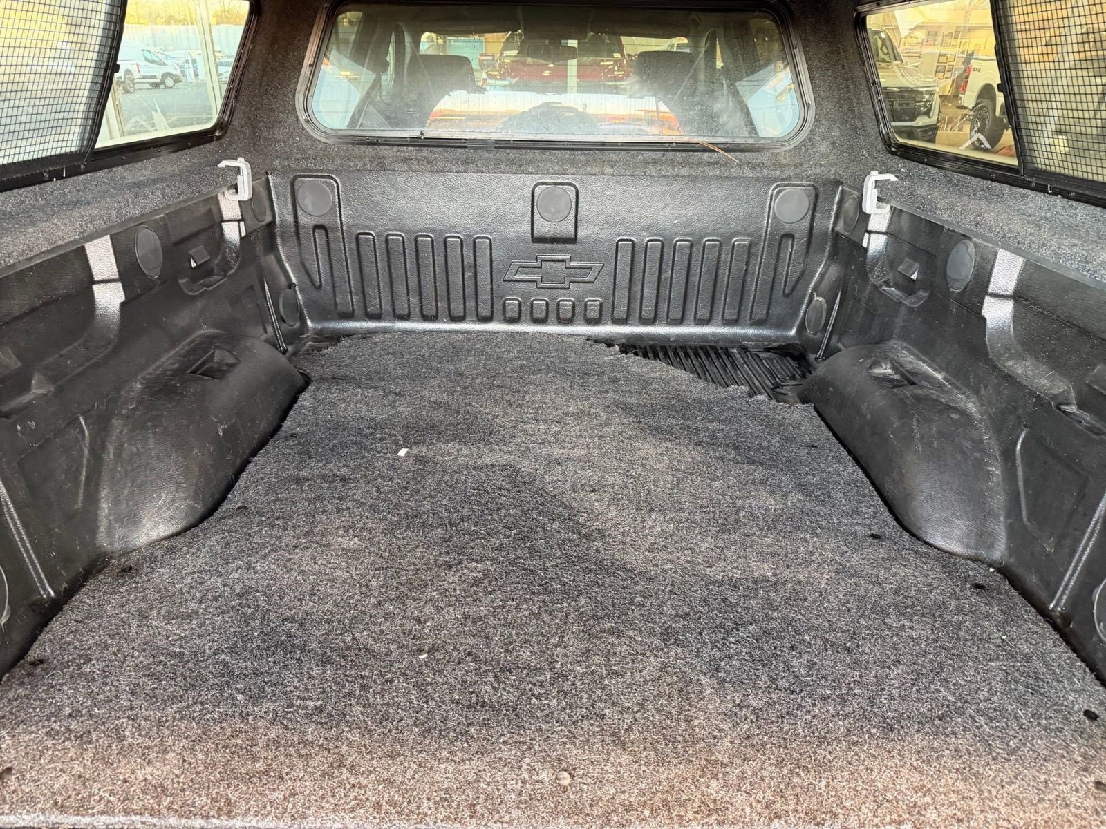 Used 2018 Chevrolet Silverado 1500 LT w/ All Star Edition image 17