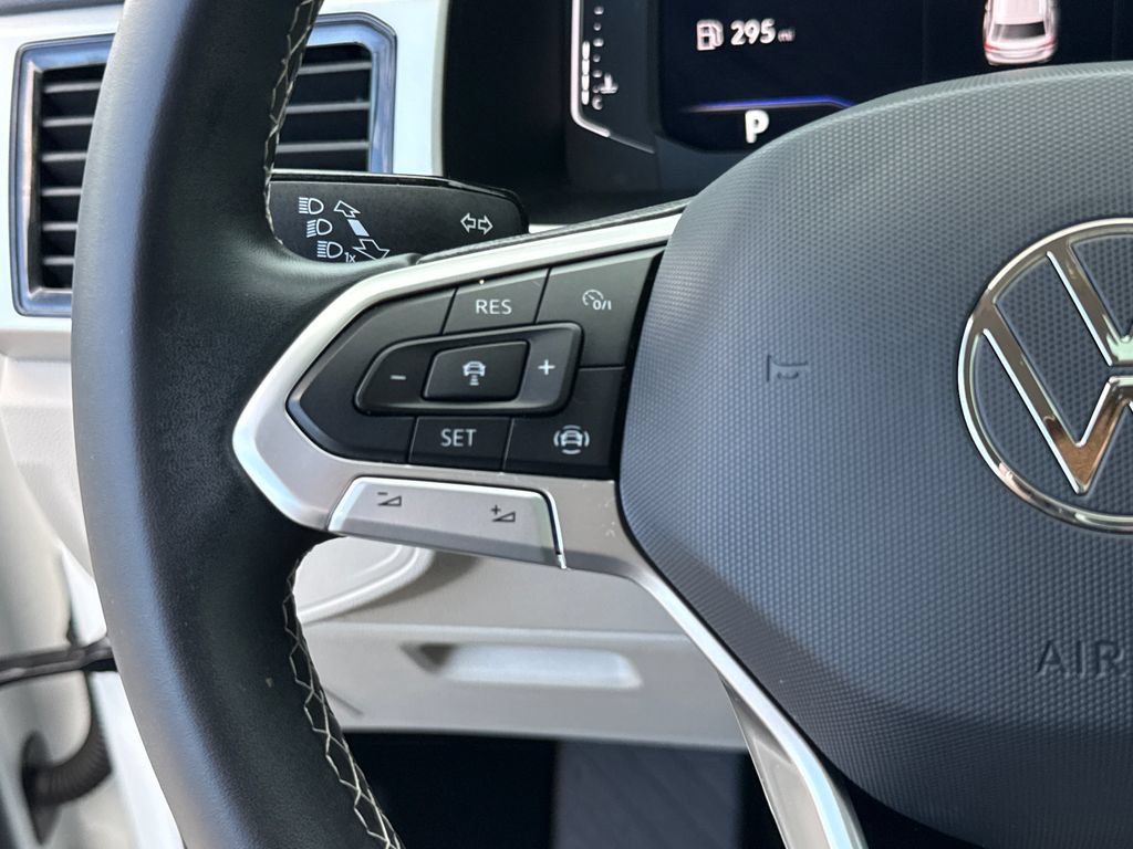 Used 2022 Volkswagen Atlas SE FWD image 16