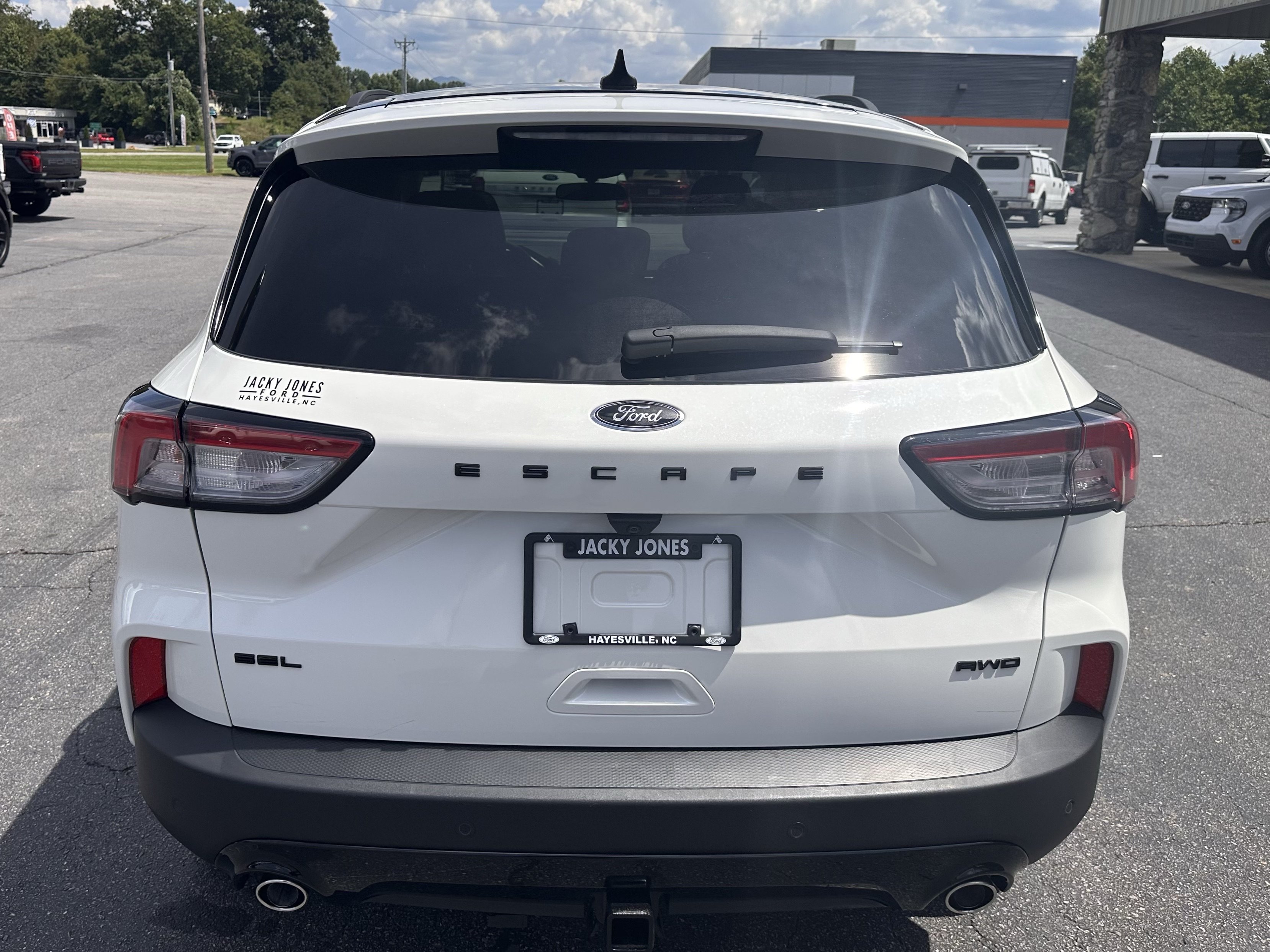 Certified 2022 Ford Escape SEL w/ SEL Stealth AWD Package image 7